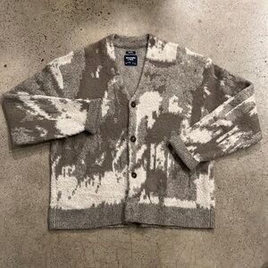 Abercrombie fuzzy abstract cardigan